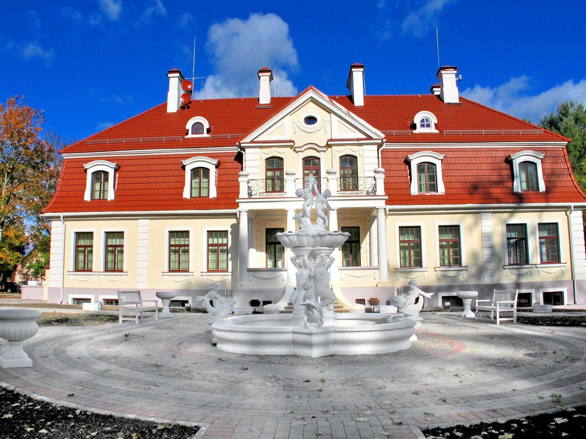 Hotel Sventes Muiža Exterior foto
